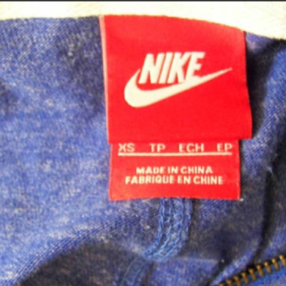 SOLD NIKE Gym Vintage Full Zip Hoodie - Picture 5 of 5